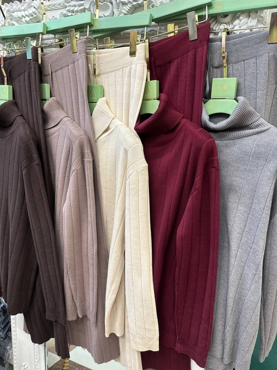 трикотажные костюмы,модные костюмы,трикотажный костюм с брюками палаццо женский,женский вязаный костюм,костюм женский брючный трикотажный