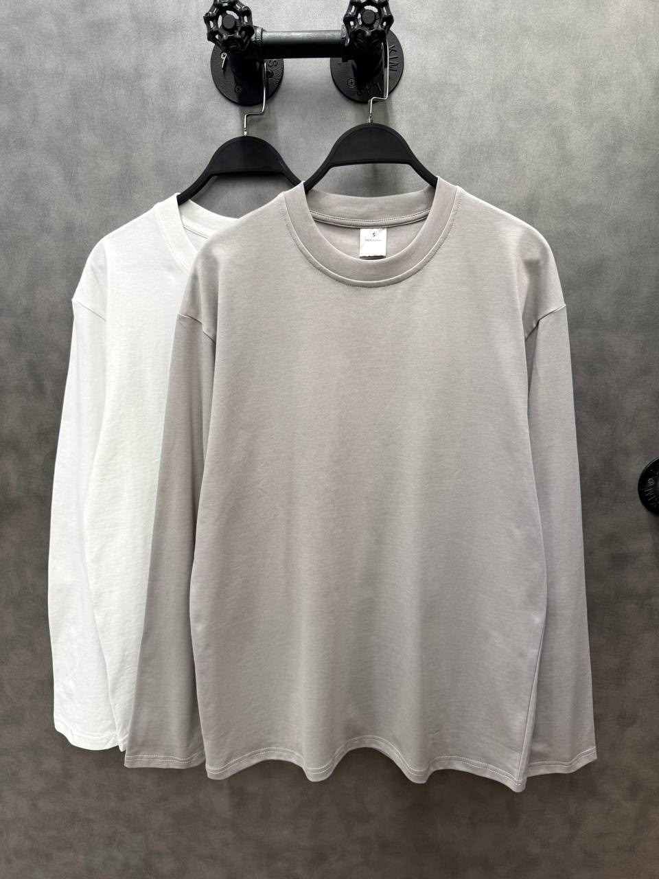 лонгслив оверсайз хлопковый базовый,лонгслив женский оверсайз из плотной ткани,лонгслив женская оверсайз,лонгслив женский оверсайз с длинным рукавом,лонгслив оверсайз