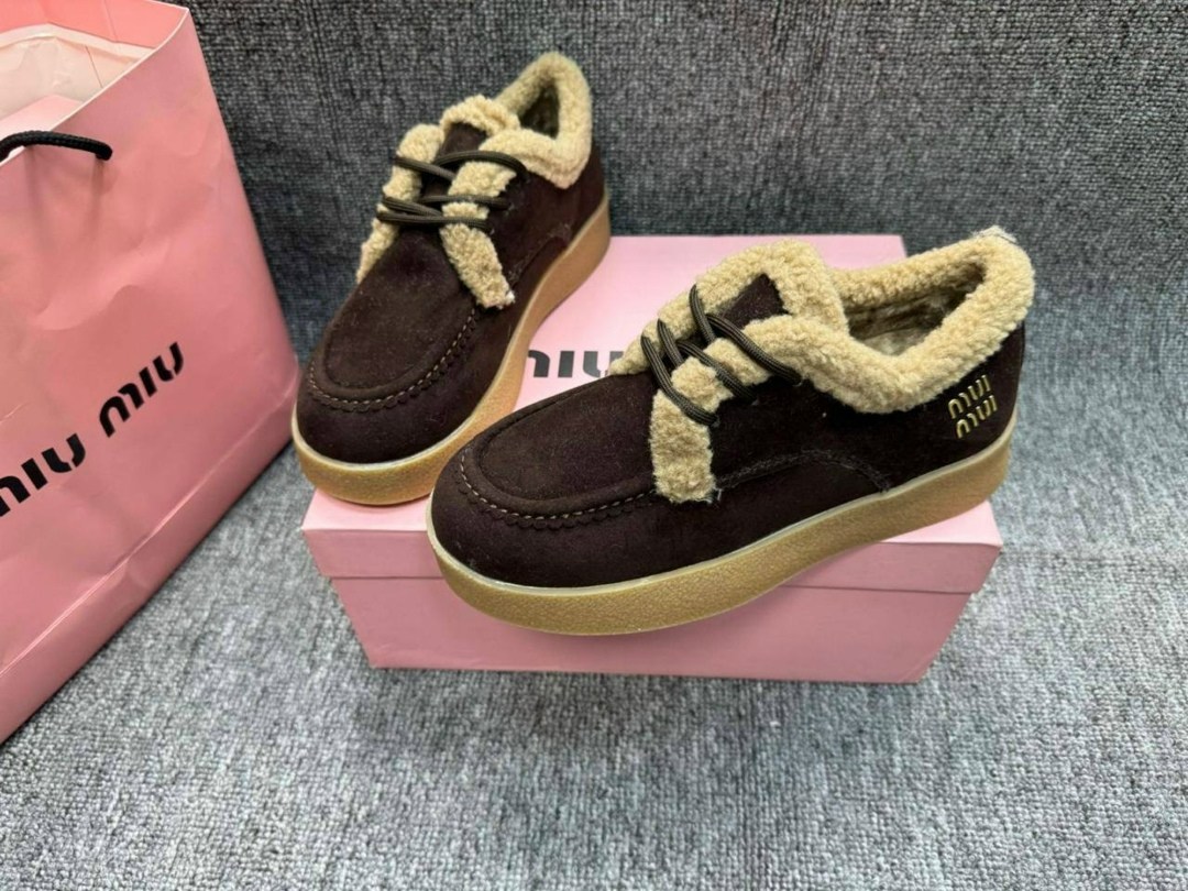 ,женские ботинки miu miu delave на меху,женская ,угги замш,женские зимние замшевые ботинки miu miu с мехом коричневые