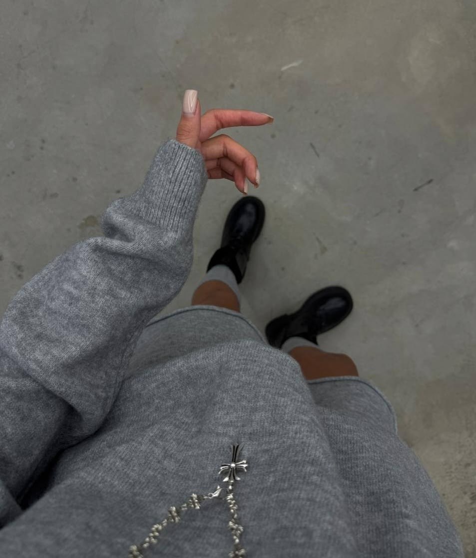 костюм трикотажный с юбкой lalucci цвет серый графит,костюм трикотажный джемпер с юбкой emberens,свитер оверсайз вязаный,свитер оверсайз с горлом удлиненный,костюм с юбкой трикотажный akman цвет графи