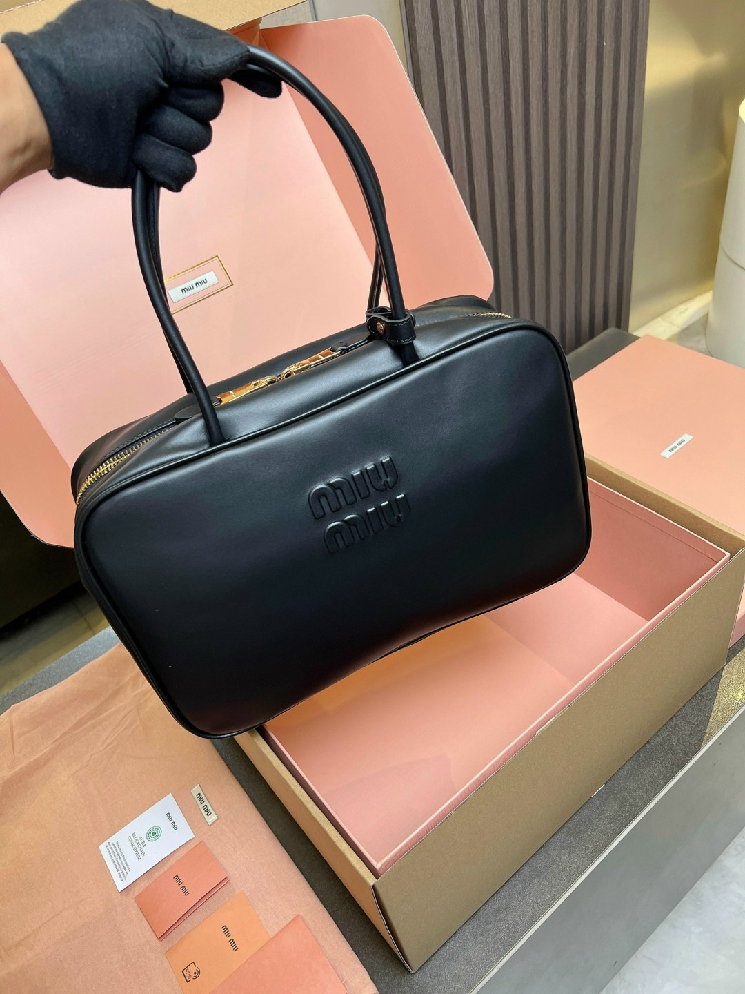 сумка,сумка женская,сумка miu miu,кожаная сумка,модная сумка