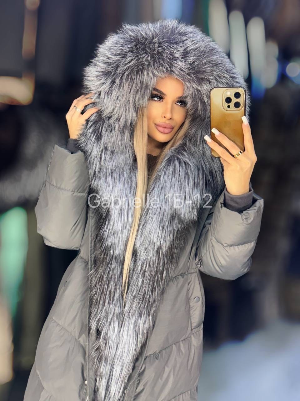 пуховик длинный серый с натуральным мехом чернобурки,пуховик с натуральным мехом чернобурки,пуховик с капюшоном с мехом чернобурки,куртка - пуховик с мехом чернобурки,пуховик с чернобуркой