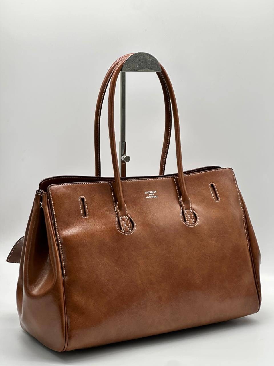 сумка из натуральной кожи balenciaga женская,сумка эрмес биркин,сумка balenciaga bel air женская замшевая vera pelle,сумка,balenciaga сумка