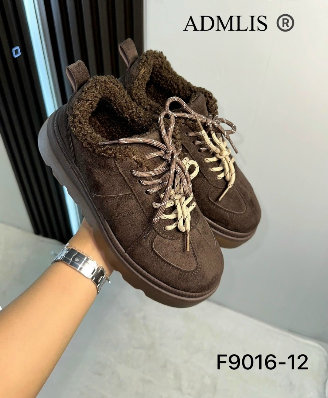 ,женские кроссовки, женская,кроссовки замш,обуви