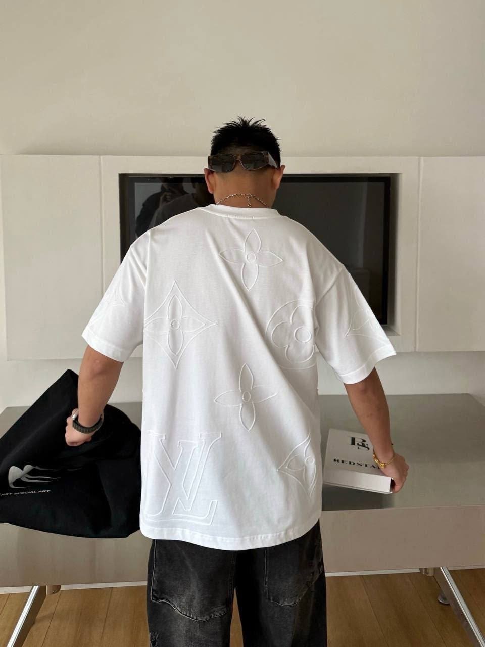 оверсайз футболка,белая оверсайз футболка,джинсы мужские,брюки свободного кроя