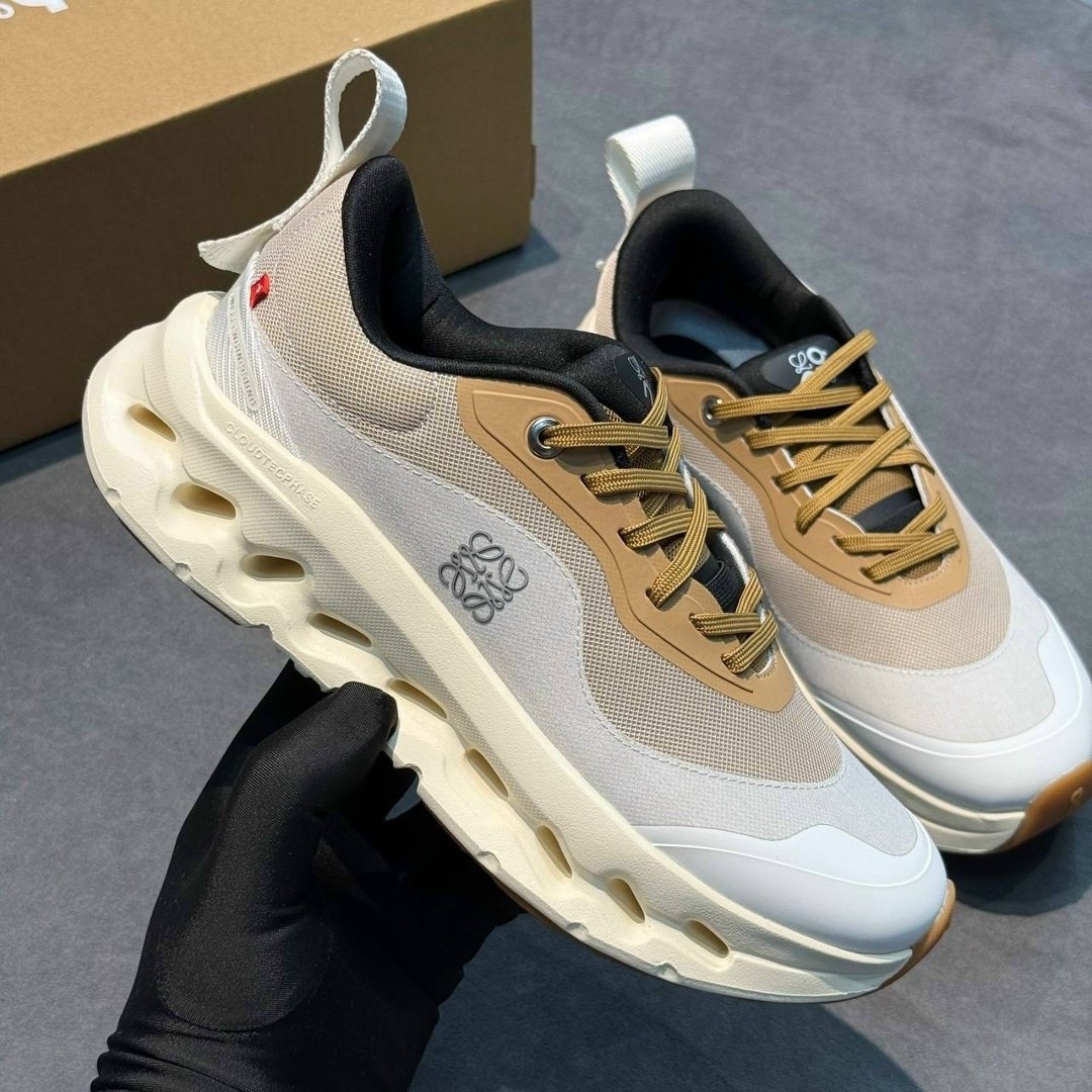 кроссовки,кроссовки женскиe,кроссовки loewe,кроссовки модные,мужские кроссовки