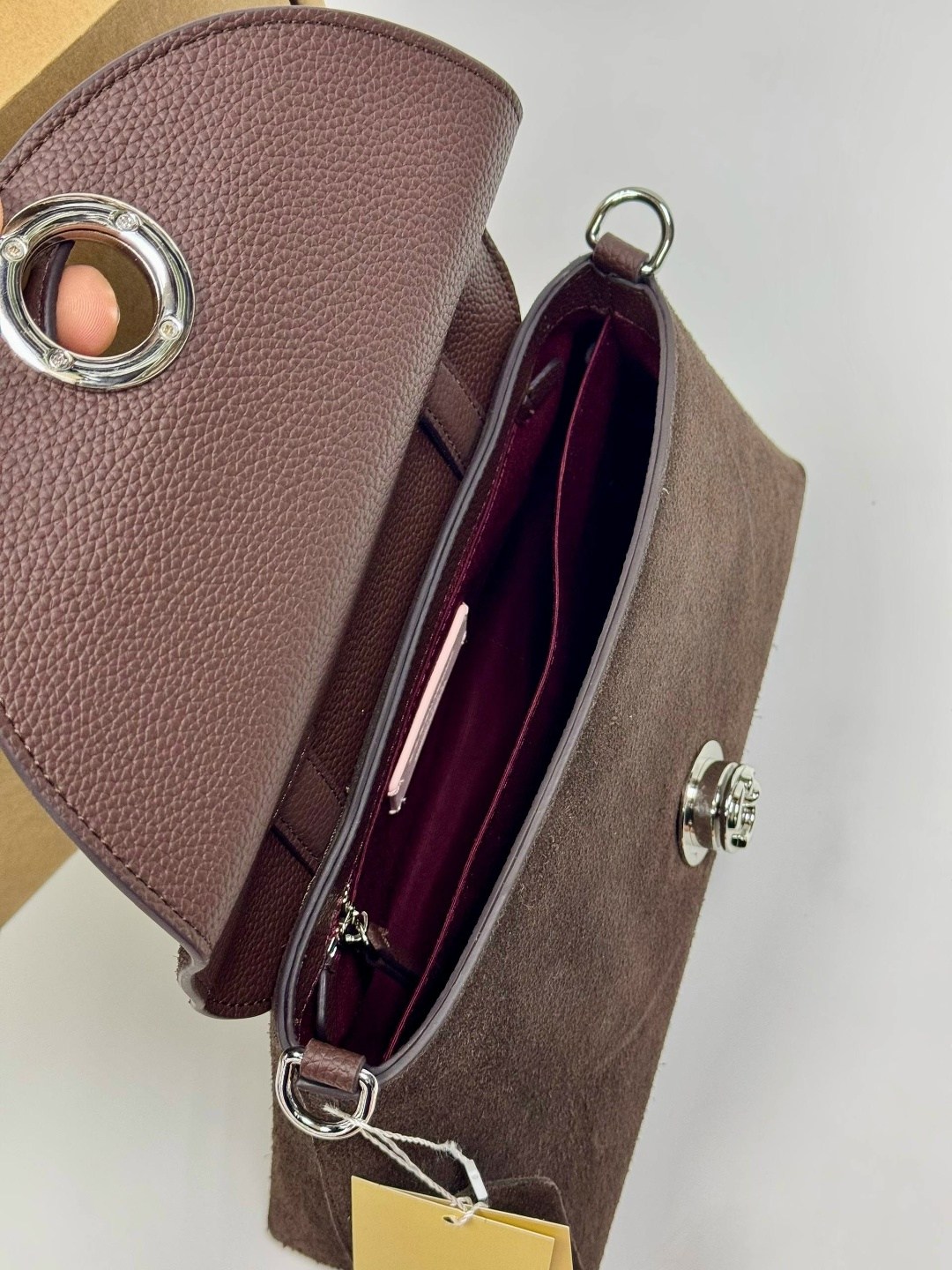 замшевая сумка coccinelle,замшевая сумка,замшевые coccinelle,сумка сэтчел замшевая nikla suede bim coccinelle,сумка женская замшевая