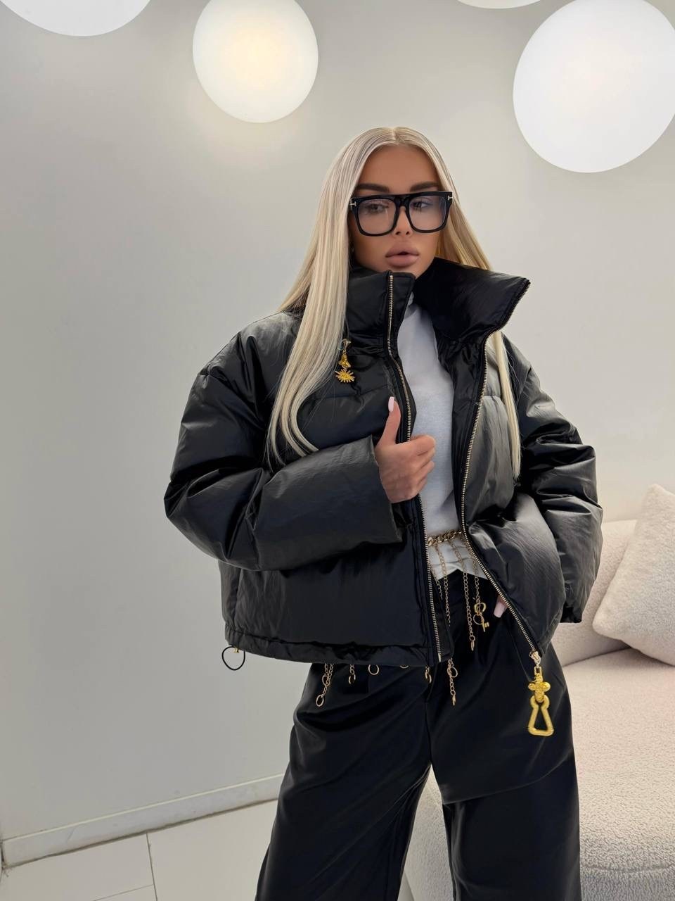 кожаная куртка,кожаные штаны,короткий пуховик,женская мода