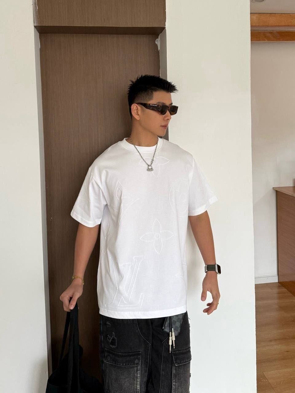 оверсайз футболка,белая оверсайз футболка,джинсы мужские,брюки свободного кроя