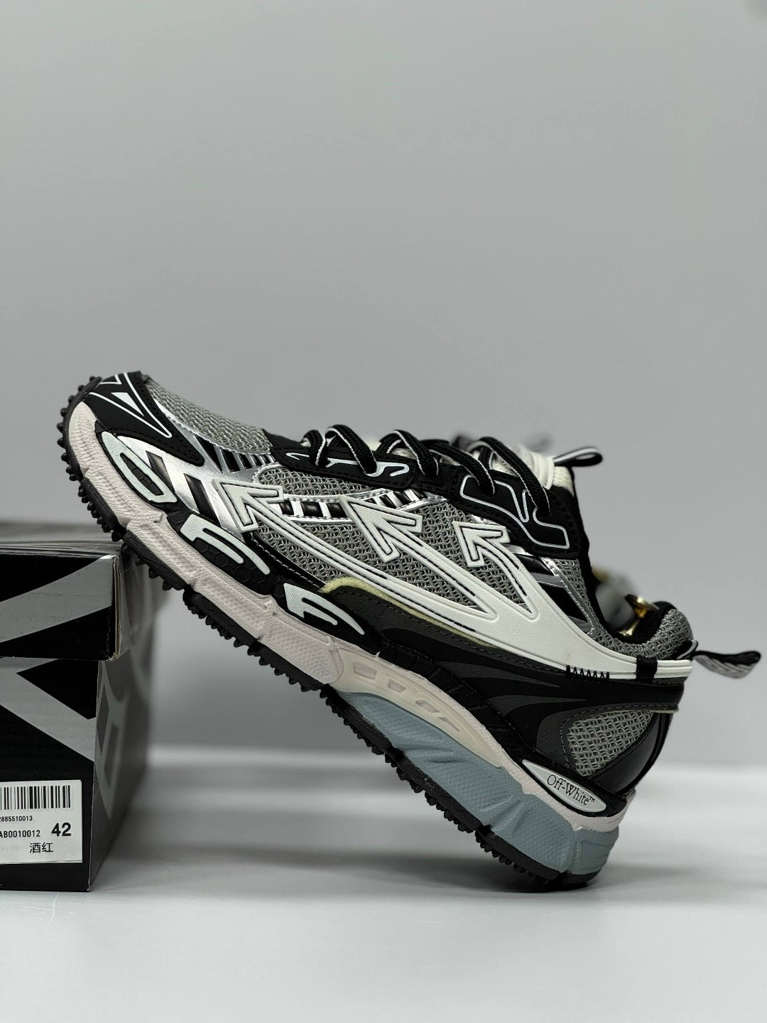 кроссовки off-white be right back,кроссовки off-white,кроссовки off white be right back серые,кроссовки,мужские кроссовки