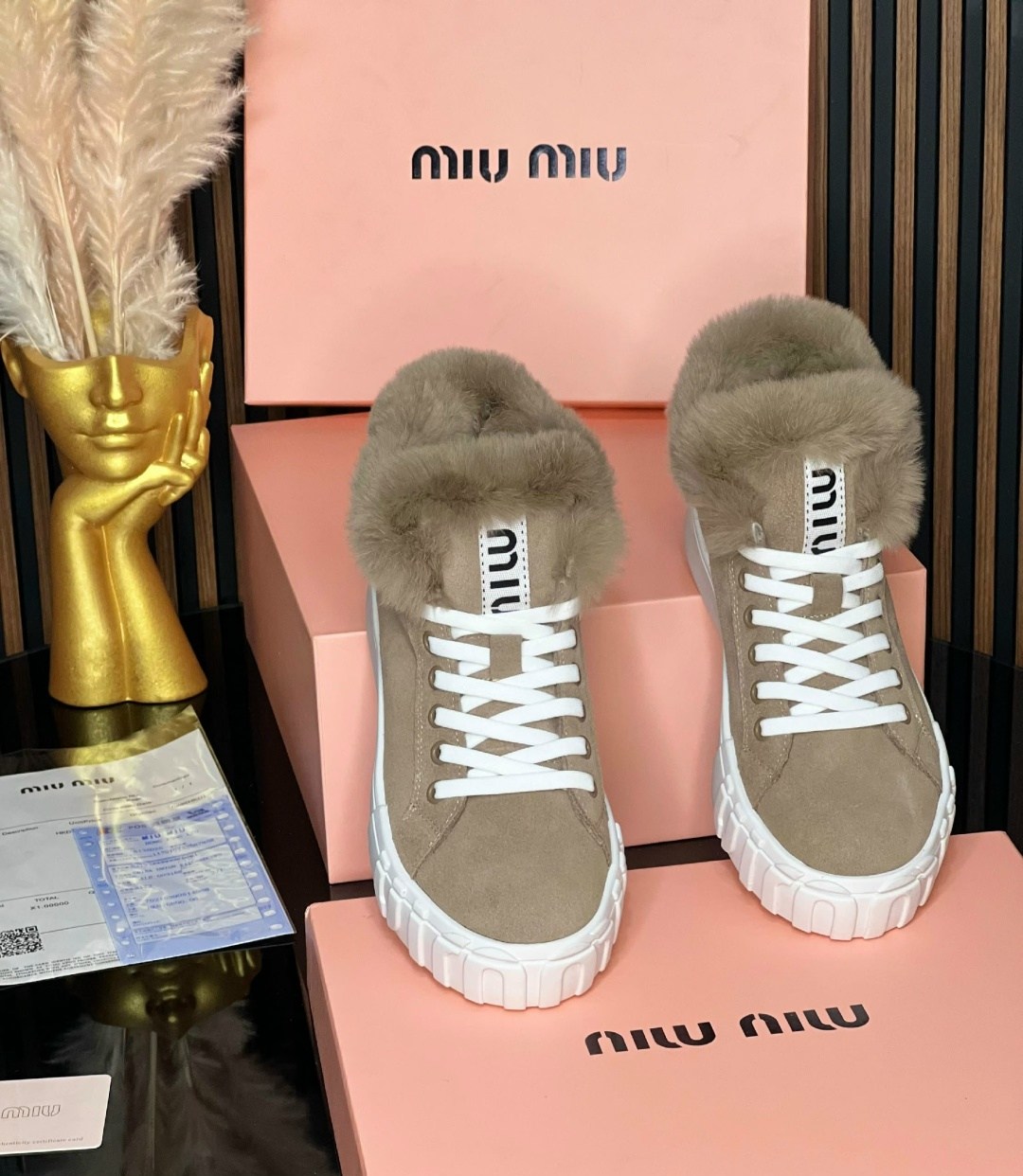 ,кроссовки кеды miu miu на меху зима размер 36-40,кроссовки женские miu miu с мехом,кеды женские зимние miu miu,кеды miu miu женские