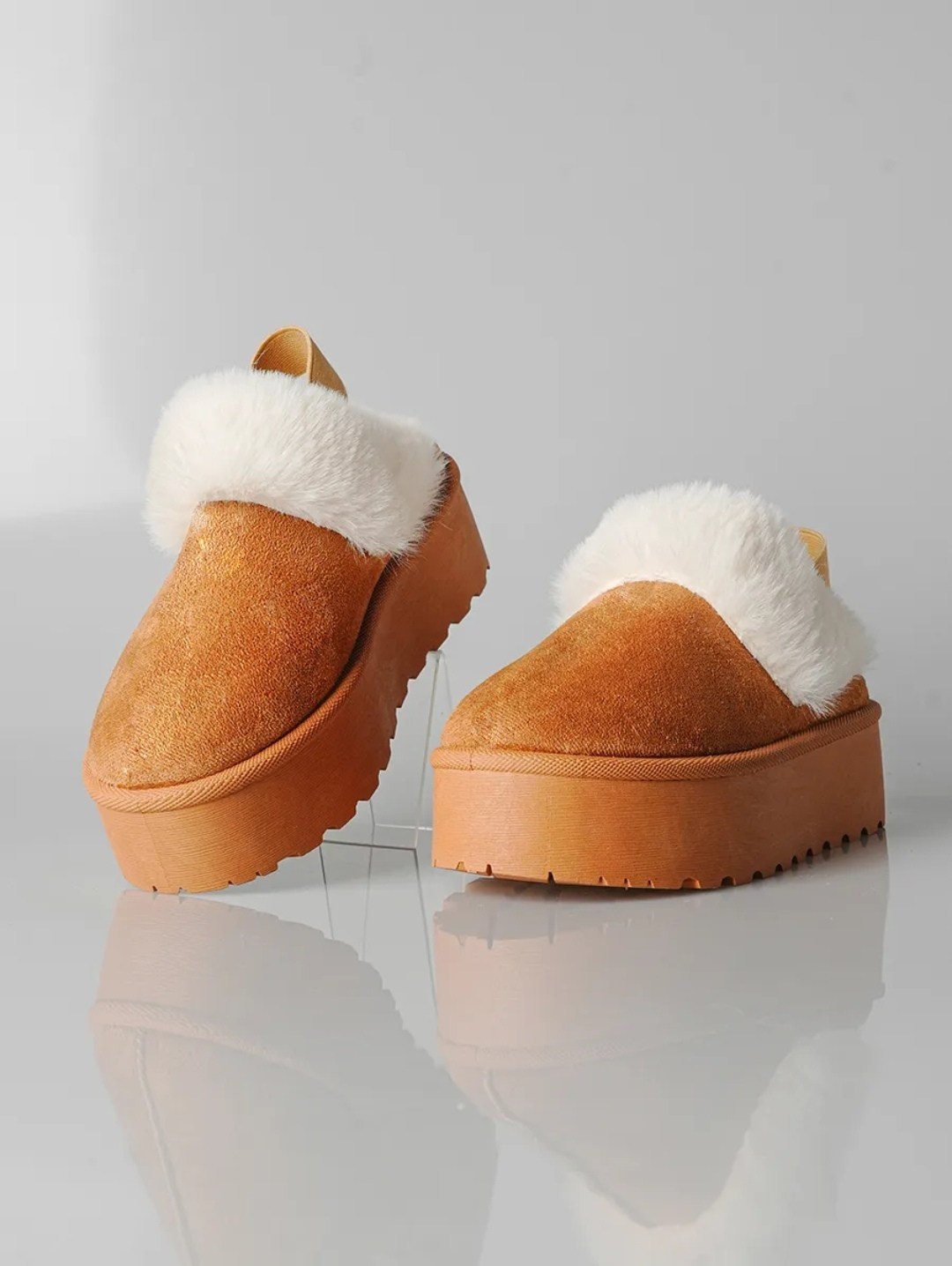 ,угги на платформе,ugg classic ultra mini замшевые ботинки на платформе черный,женская ,угги женские