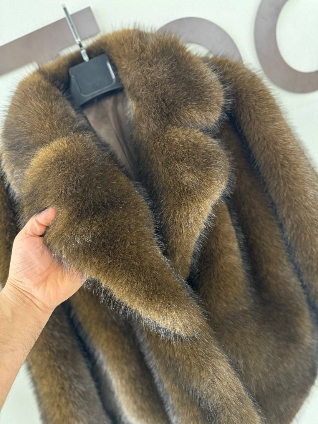 шуба,женские шубы,меховое пальто,женская шуба из искусственного меха норки,роскошная русская шуба с искусственным мехом соболя