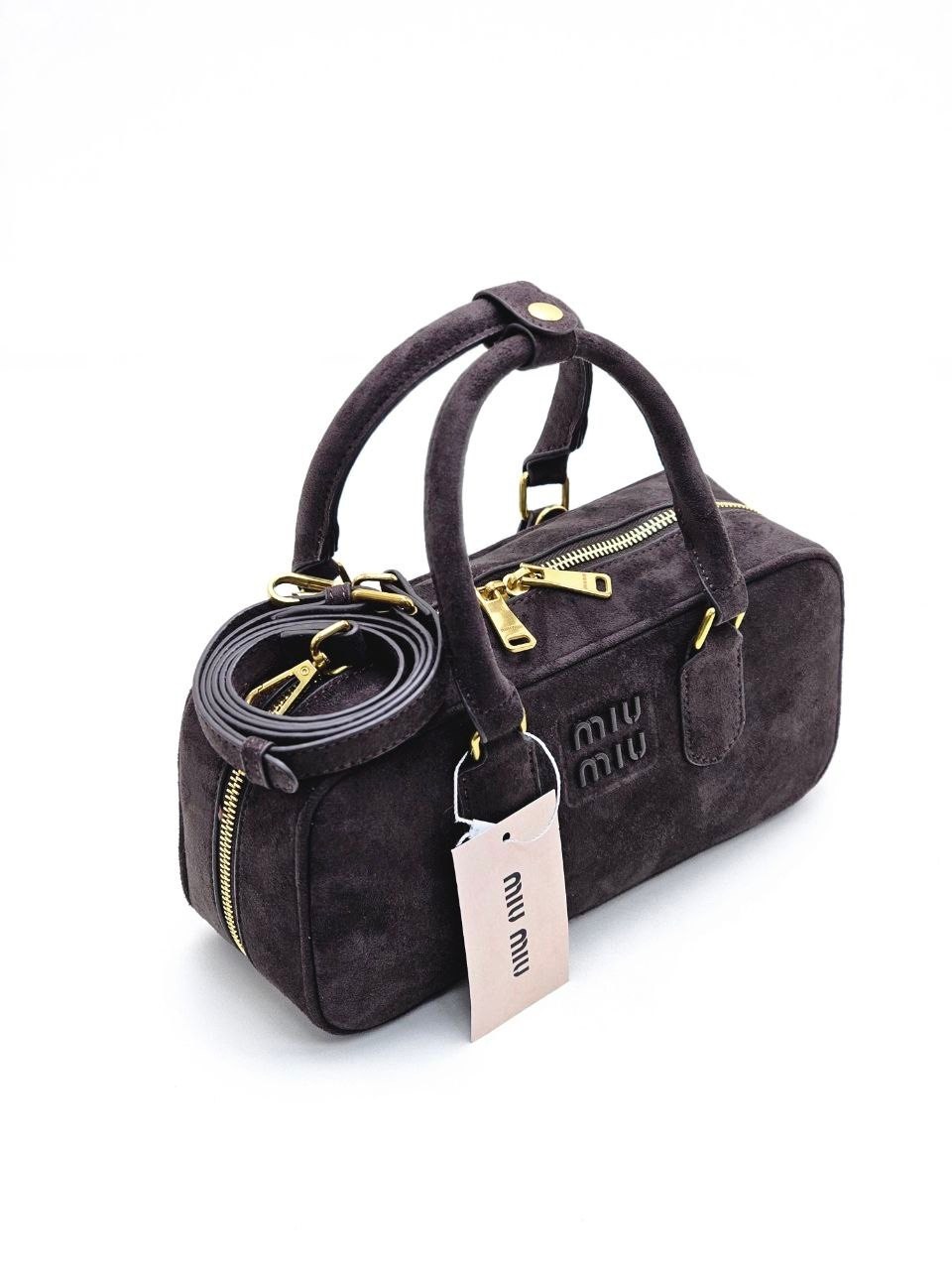 замшевая чёрная сумка miu miu 28x13 см,сумка miu miu,сумка женская miu miu,сумка miu miu замшевая,замшевая чёрная сумка miu miu 23x13 см