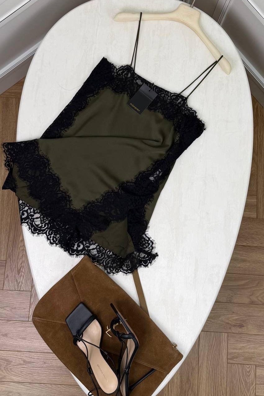 платье с кружевами,платье в бельевом стиле страдивариус,платье вязаное,платье,платье в бельевом стиле