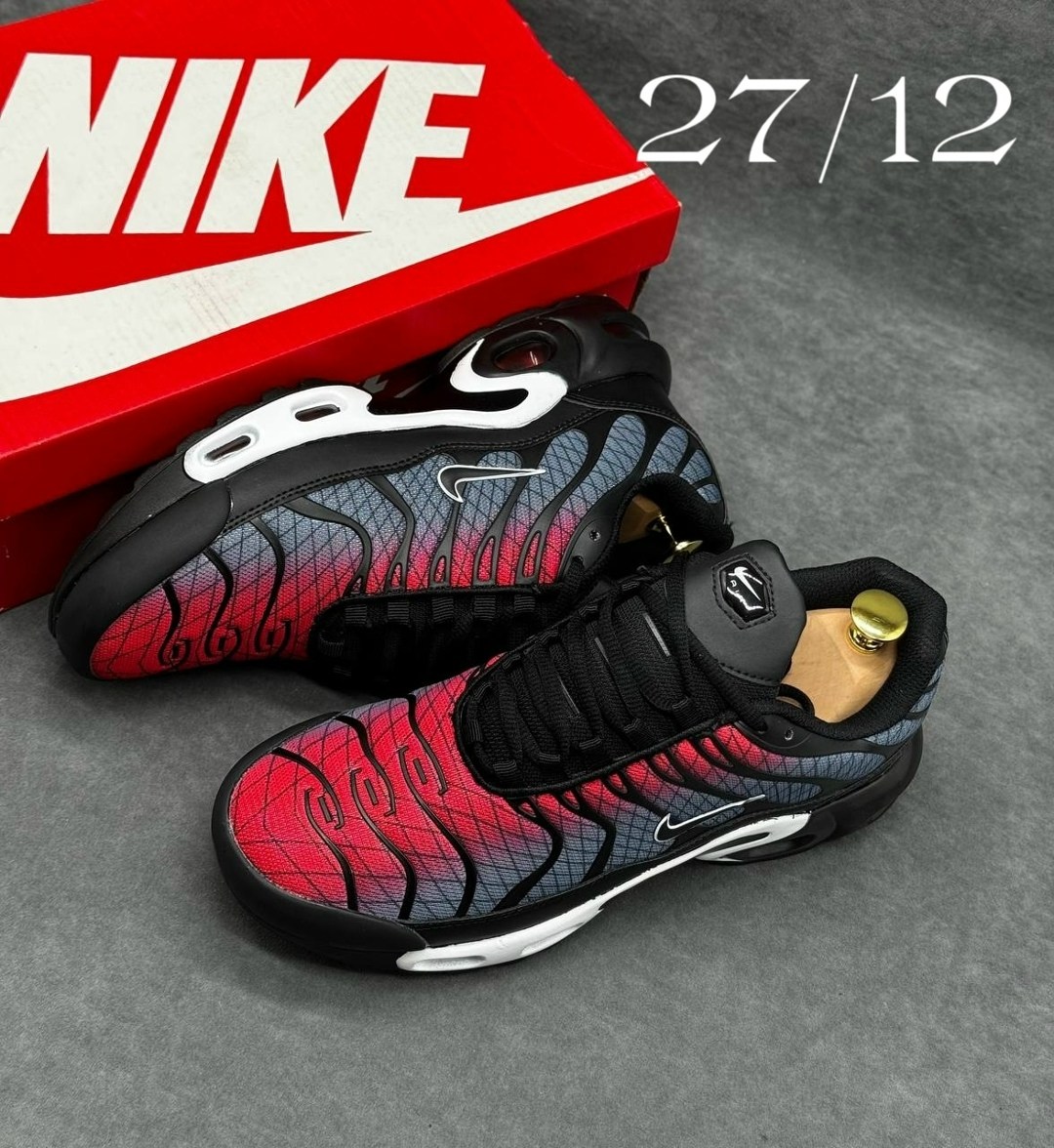 кроссовки nike air max tn plus,кроссовки мужские nike air max tn plus,кроссовки,кроссовки найк air max tn plus летние дышащие,nike air max plus tn