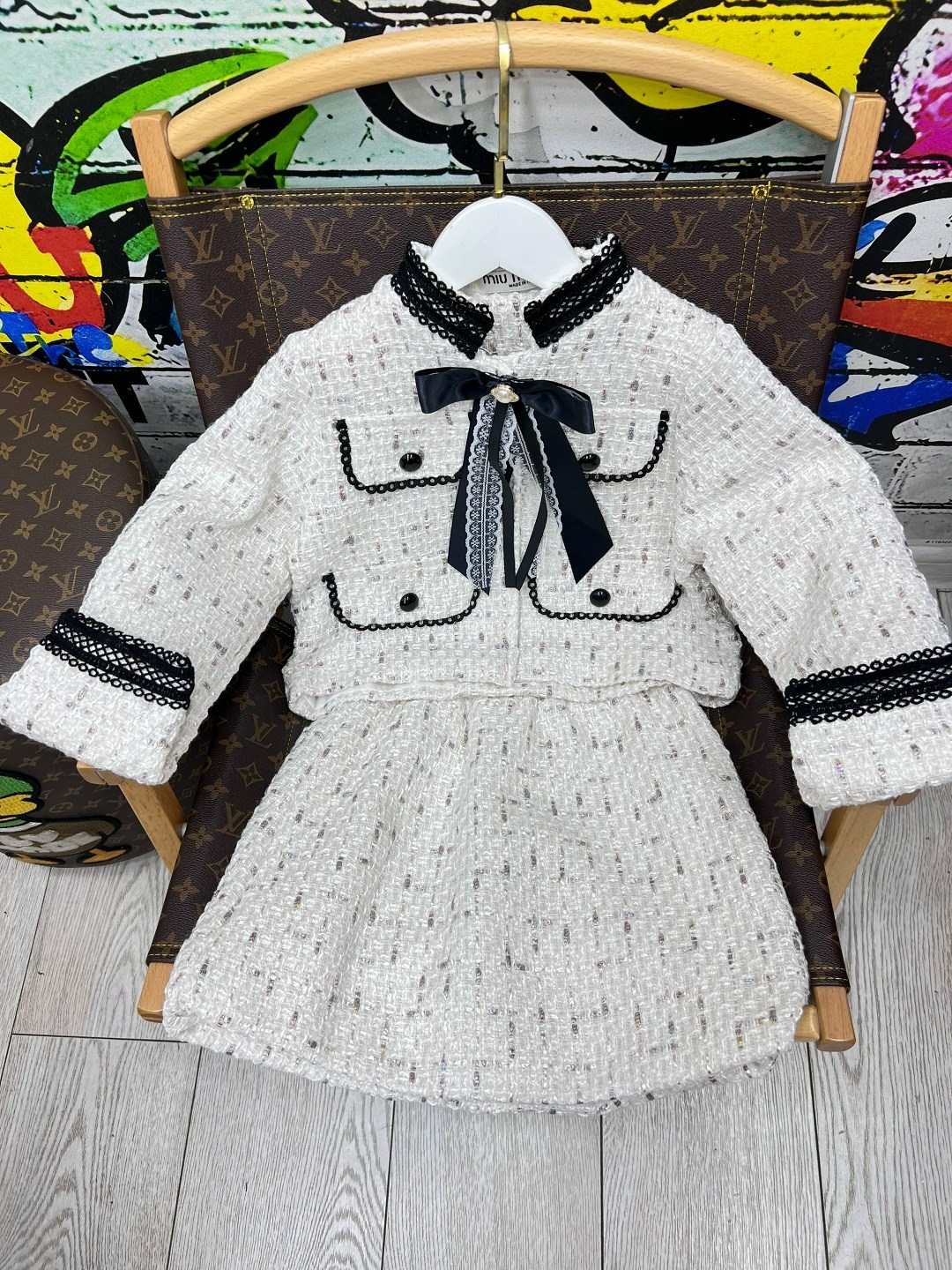 элегантные костюмы,комплекты одежды для девочек,костюм с юбкой,костюм для девочек,жакет с юбкой