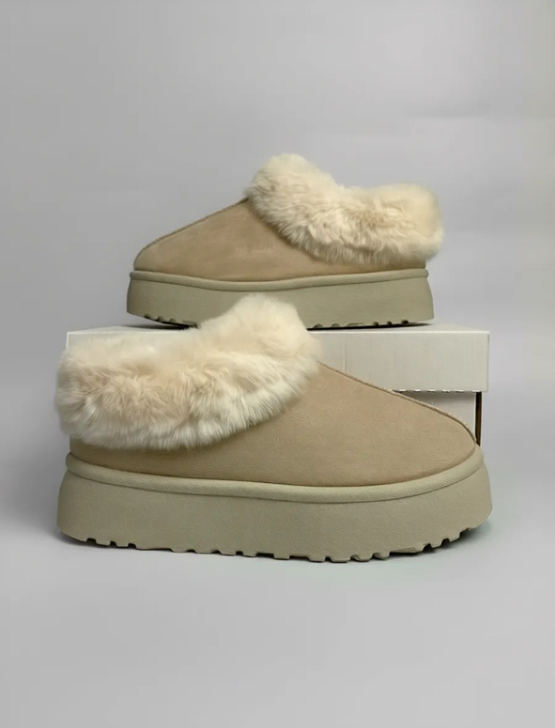 ,угги на платформе,ugg classic ultra mini замшевые ботинки на платформе черный,женская ,угги женские