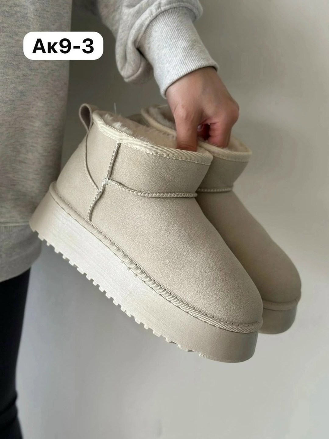 угги ugg зимние с мехом короткие на платформе,угги женские зимние,угги женские,женские угги короткие,угги зимние с мехом короткие на платформе