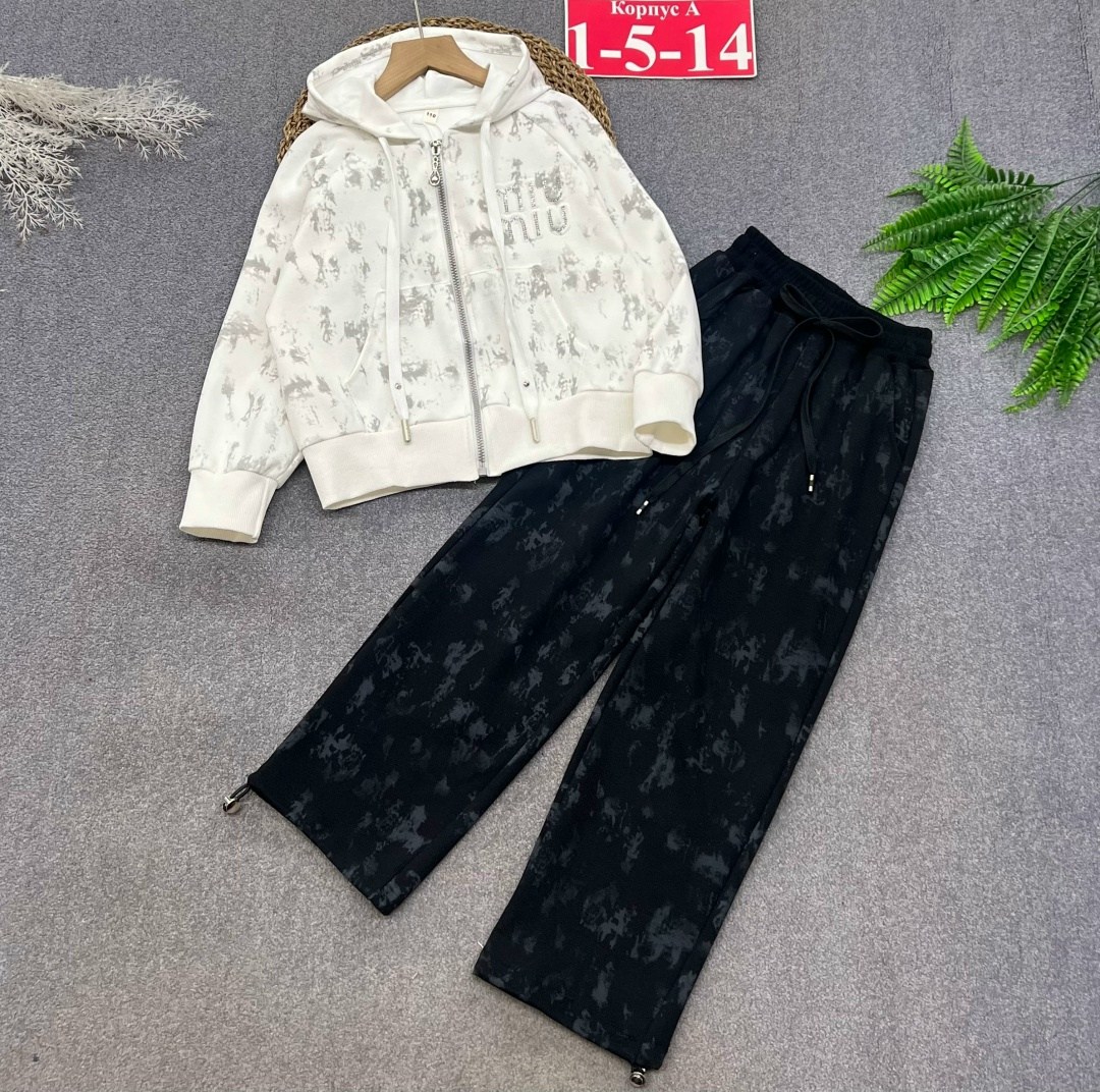 велюровый костюм,велюровый костюм для девочки,детский велюровый костюм,велюровый спортивная костюм,спортивные костюмы для девочек
