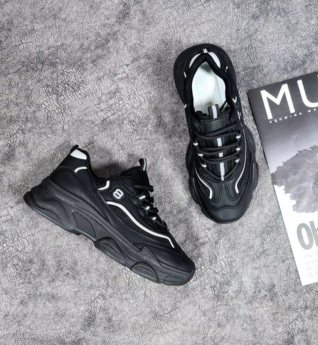 кроссовки женскиe,кроссовки черные,кроссовки модные,черные женские кроссовки,массивные кроссовки