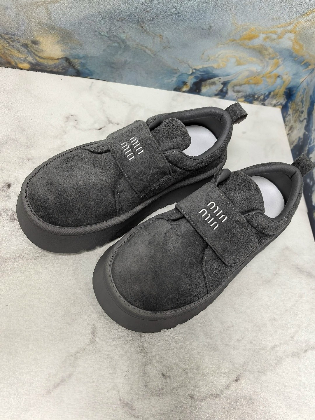 ,женская ,кеды замшевые,модная женская ,угги женские