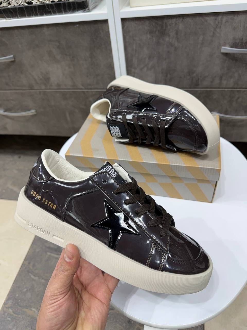 лаковые кроссовки golden goose,,кеды golden goose,golden goose лаковые кроссовки с пайетками, женская