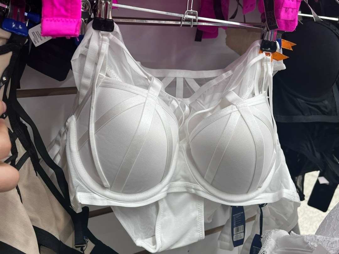 бюстгальтер,нижнее белье бюстгальтер,бюстгальтер женские,бюстгальтер комплект,женские белье