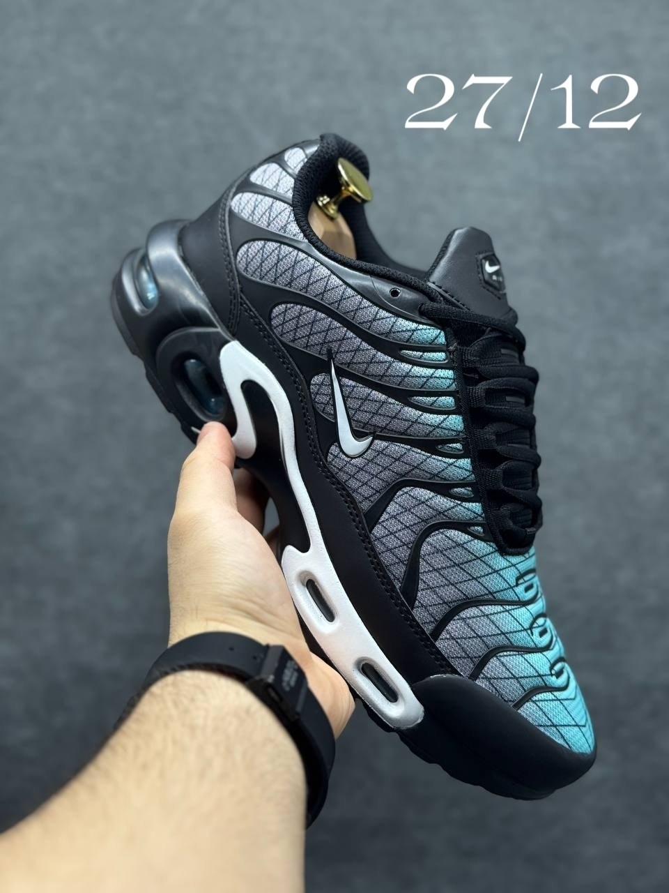 кроссовки nike air max tn plus,кроссовки мужские nike air max tn plus,кроссовки мужские nike air max plus,nike air max tn plus,