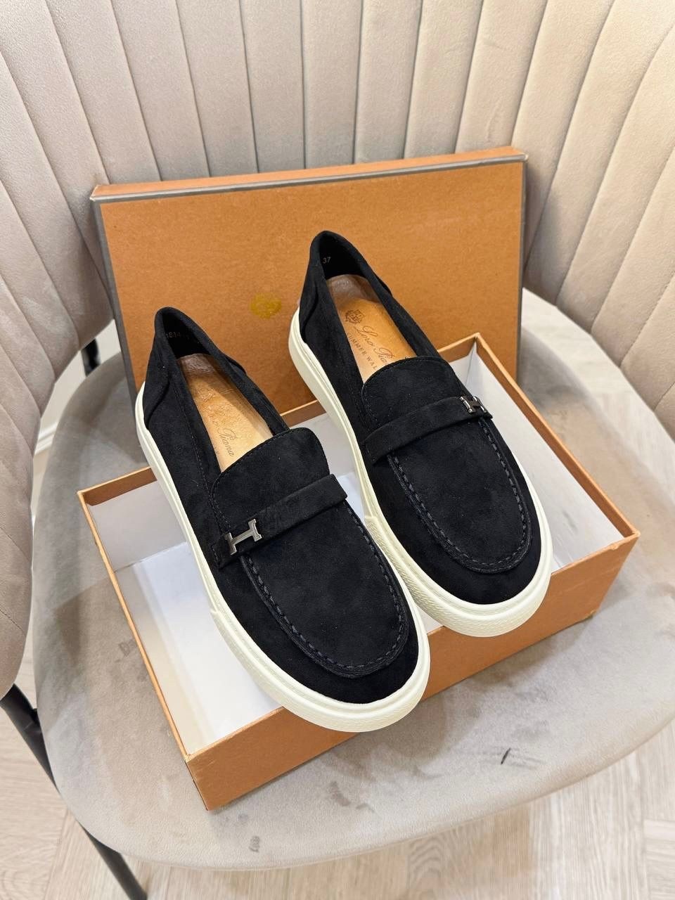 ,лоферы замшевые,женские стильные лоферы из натуральной замши,лоферы loro piana,лоферы серые замша