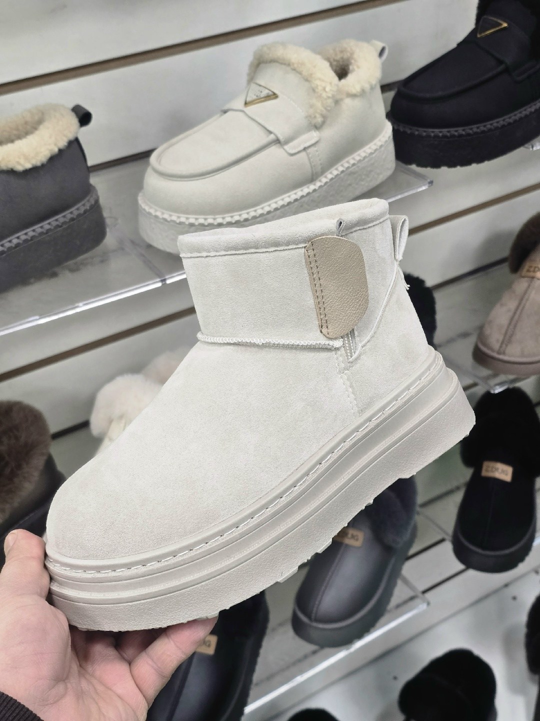 угги женские,,угги ugg зимние с мехом короткие на платформе,угги женские зимние,угги замш