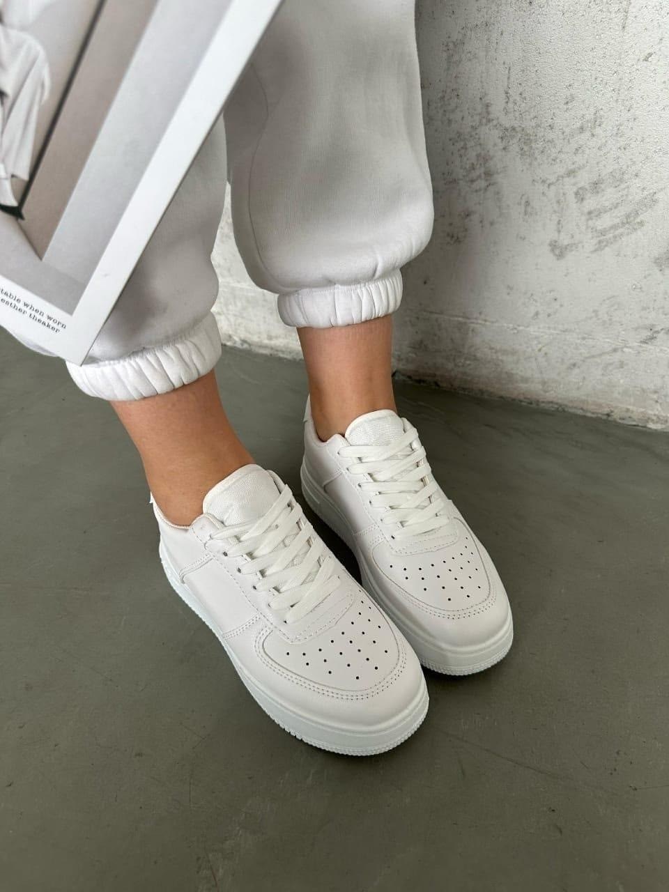 кроссовки женские белые,белые кроссовки,кроссовки женские,белые кроссы,спортивные кроссовки