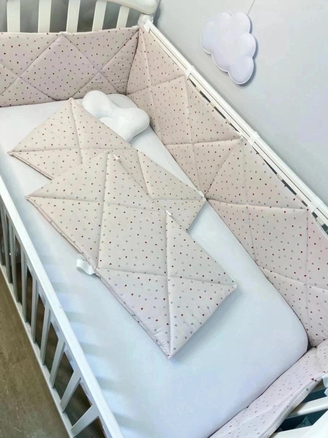 стеганый бортик в кроватку,бортики стеганные плоские,комплект бортиков в кроватку,стеганные бортики,в кроватку бортики