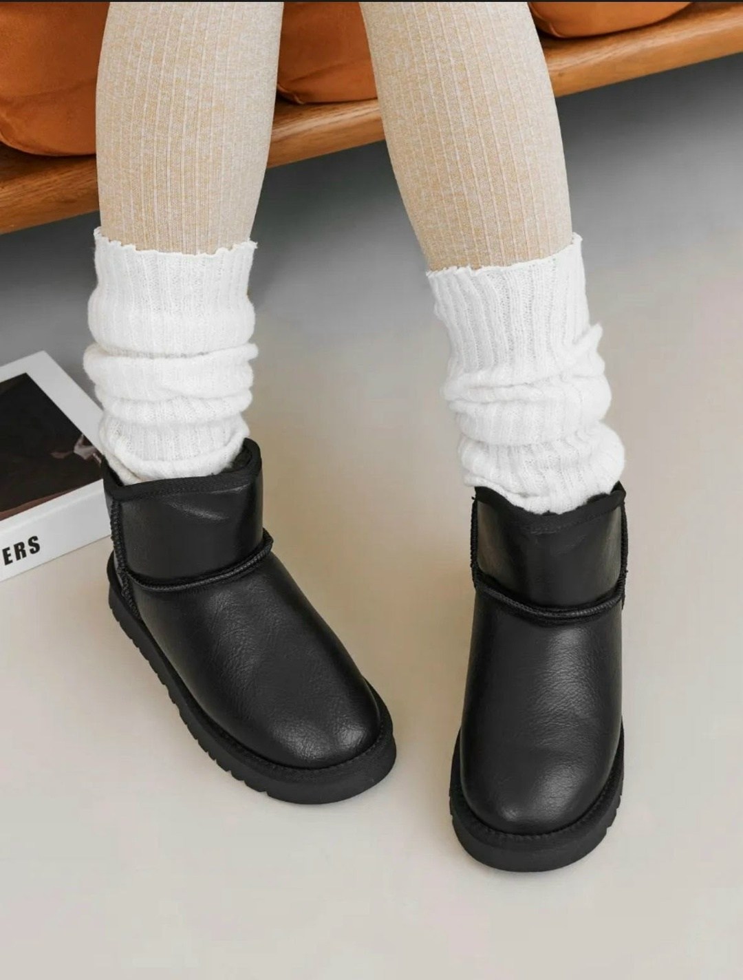 мужские угги ugg classic mini зимние черные,кожаные угги женские,угги женские,кожаные угги,зимние женские угги ugg