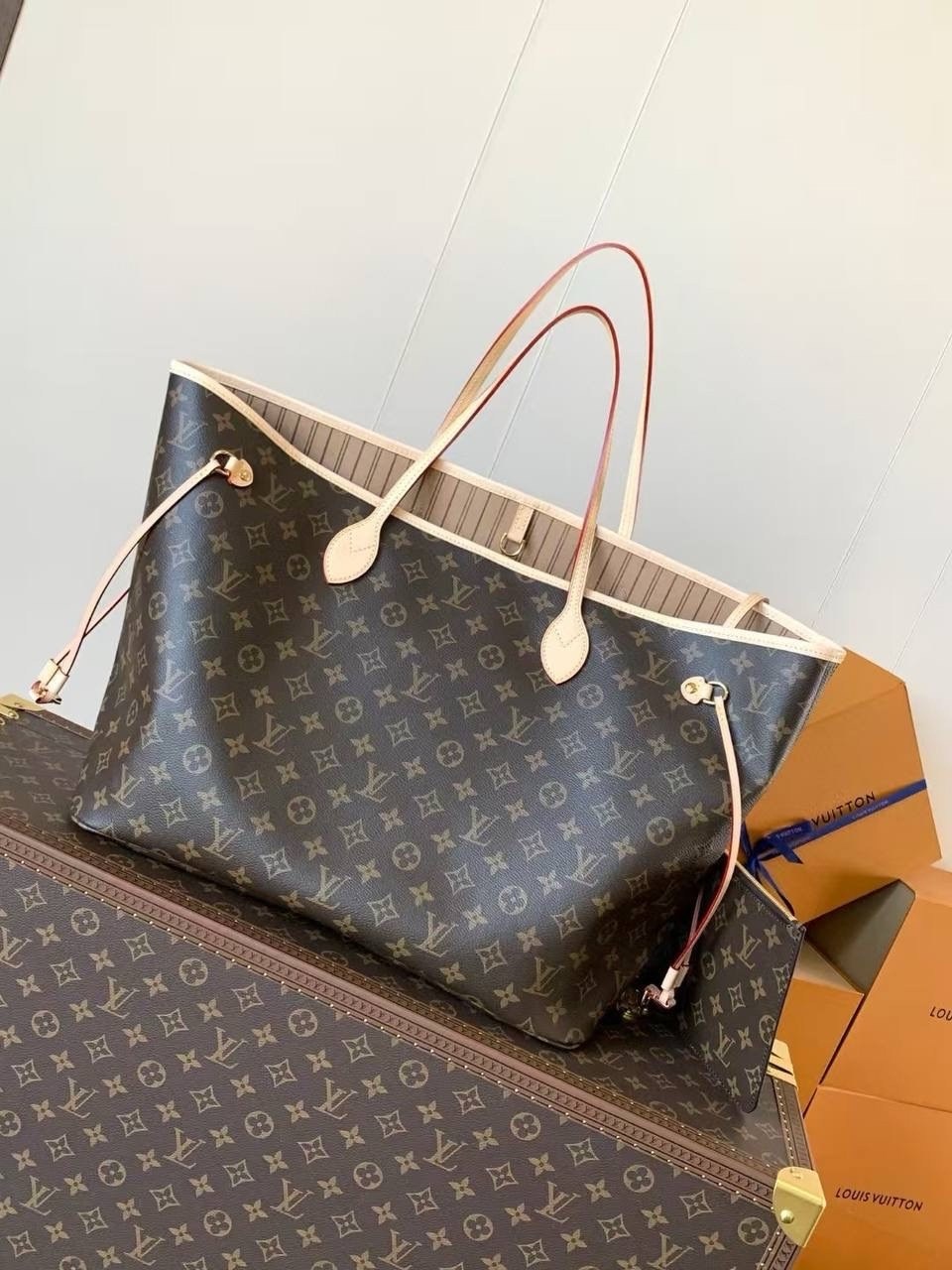 louis vuitton сумка,сумка женская louis vuitton,сумка луи виттон,louis vuitton neverfull,сумка louis vuitton большая