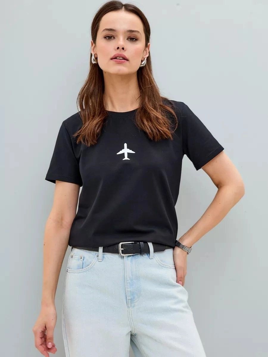 футболка женская с самолетом,женская футболка,женская белая футболка,базовая белая футболка,женская повседневная футболка