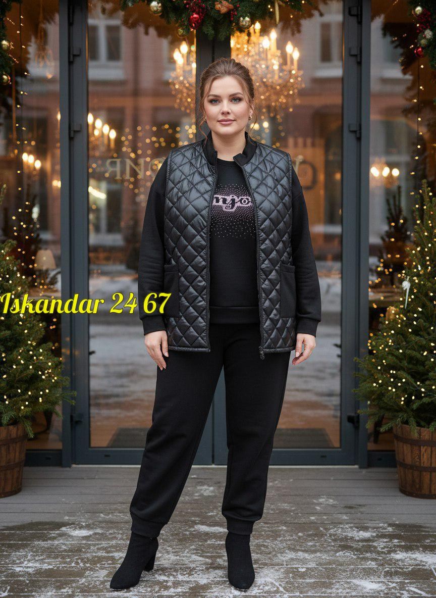 жилетка на синтепоне,жилет на синтепоне,куртка стеганая,удлиненная жилетка,стильная жилетка