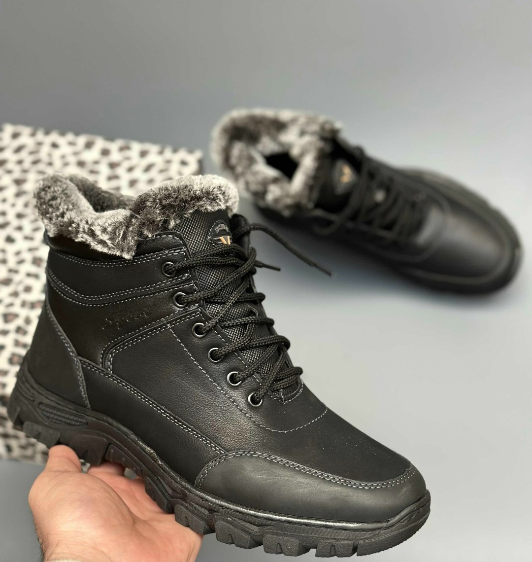 ботинки зимние мужские,ботинки bumer зимние мужские,мужская зимняя ,ботинки зимние кожаные мужские кроссовки мех чёрные натуральная кожа,мужские ботинки