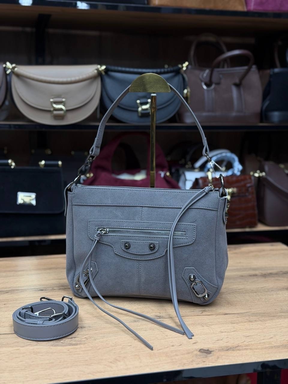 сумка,сумки женская,модная сумка,сумочка,замшевая серая сумка