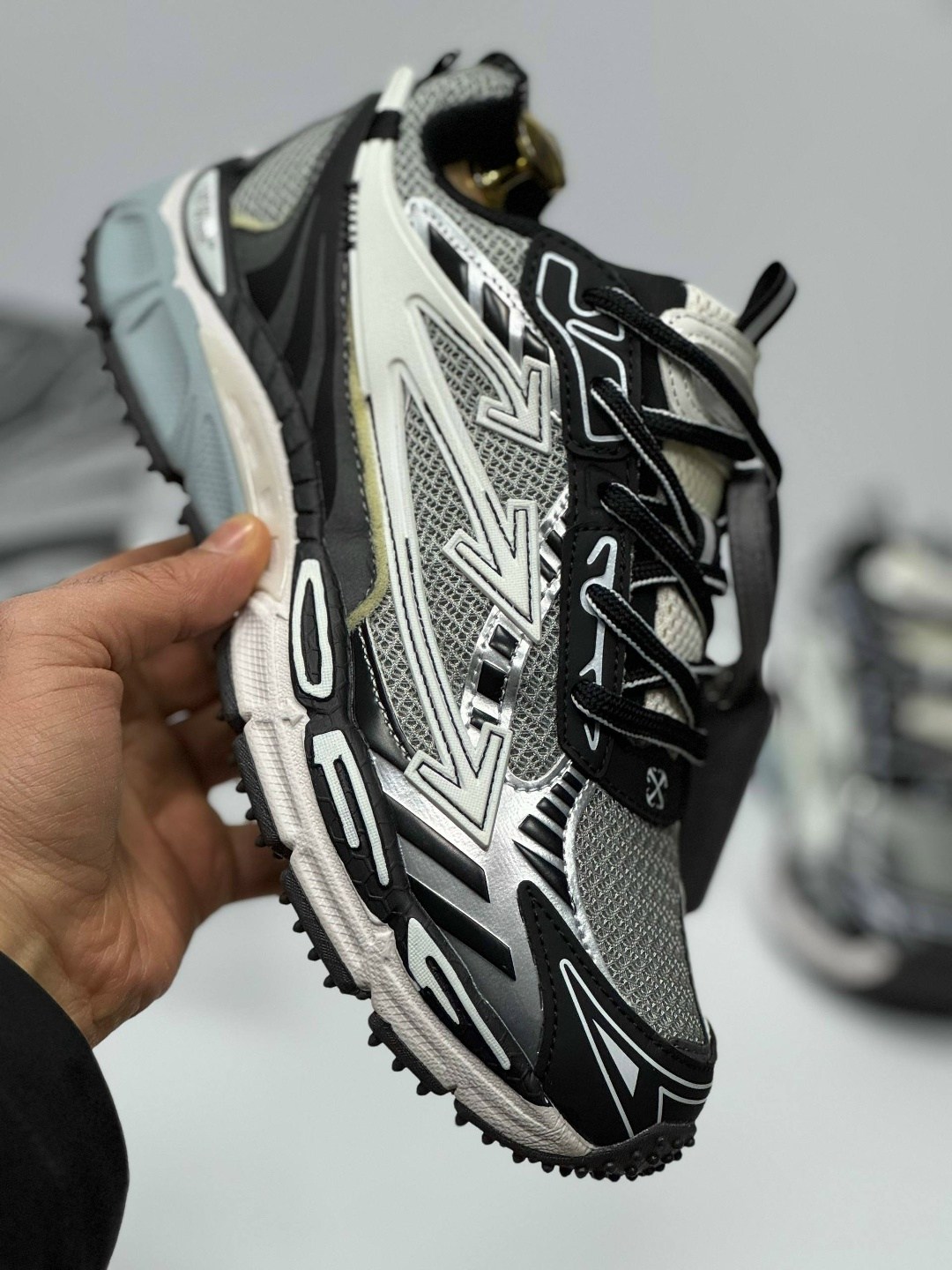 кроссовки off-white be right back,кроссовки off-white,кроссовки off white be right back серые,кроссовки,мужские кроссовки