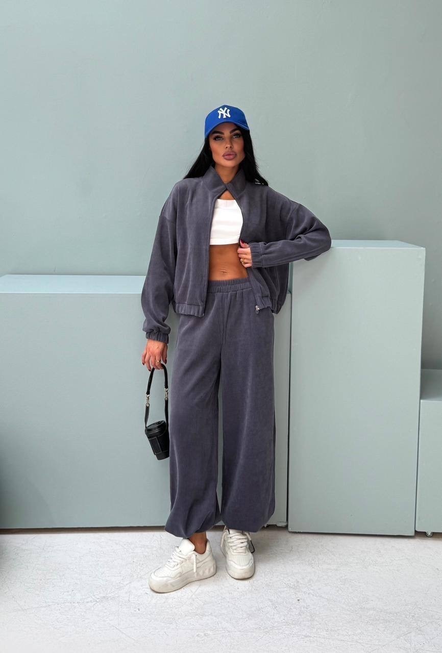 спортивные костюмы,брючный костюм,костюмчик,женский костюм на флисе,спортивный велюровый костюм