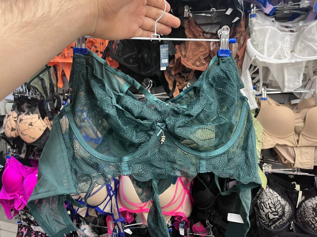 нижнего белья комплект,комплекты нижнее белье женский,бюстгальтер,эффектный комплект нижнего белья,кружевной комплект с бюстгальтером