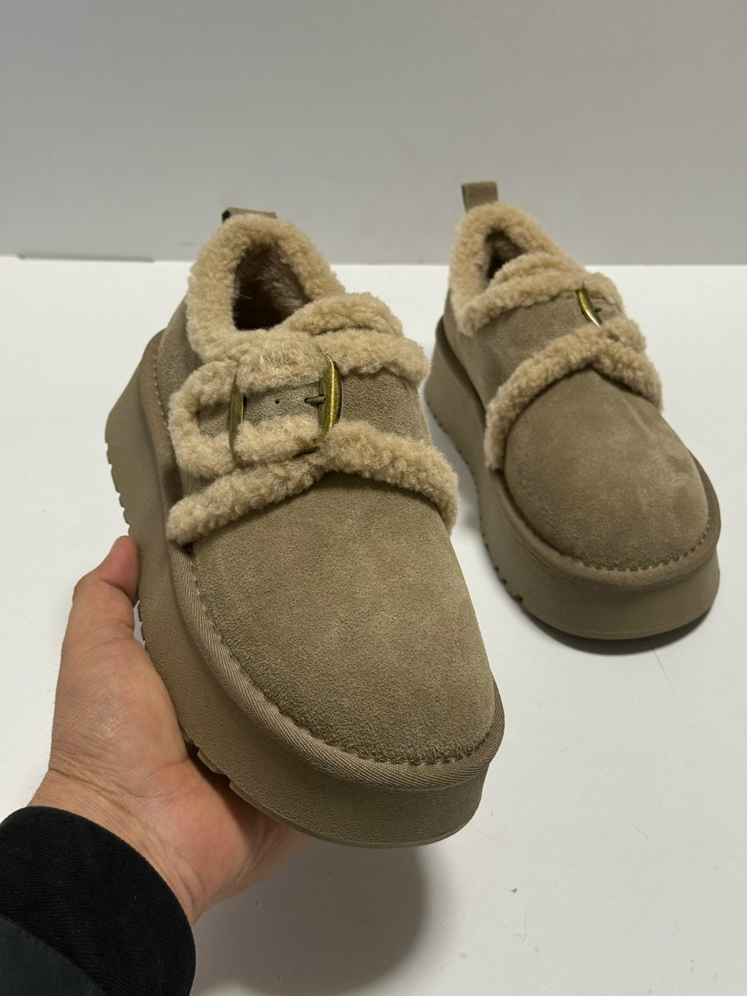 ,угги женские, женская,угги замш,угги женские короткие на платформе