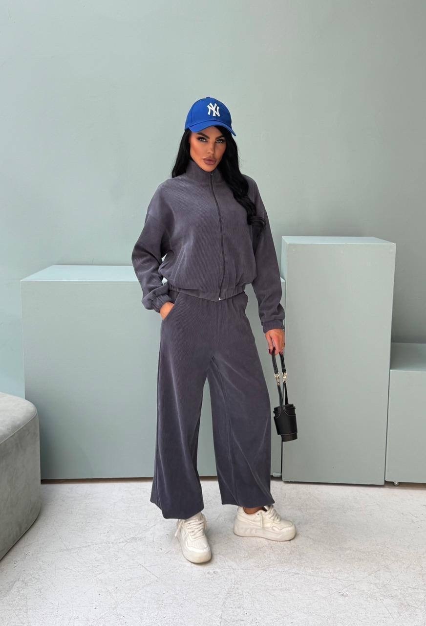 спортивные костюмы,брючный костюм,костюмчик,женский костюм на флисе,спортивный велюровый костюм