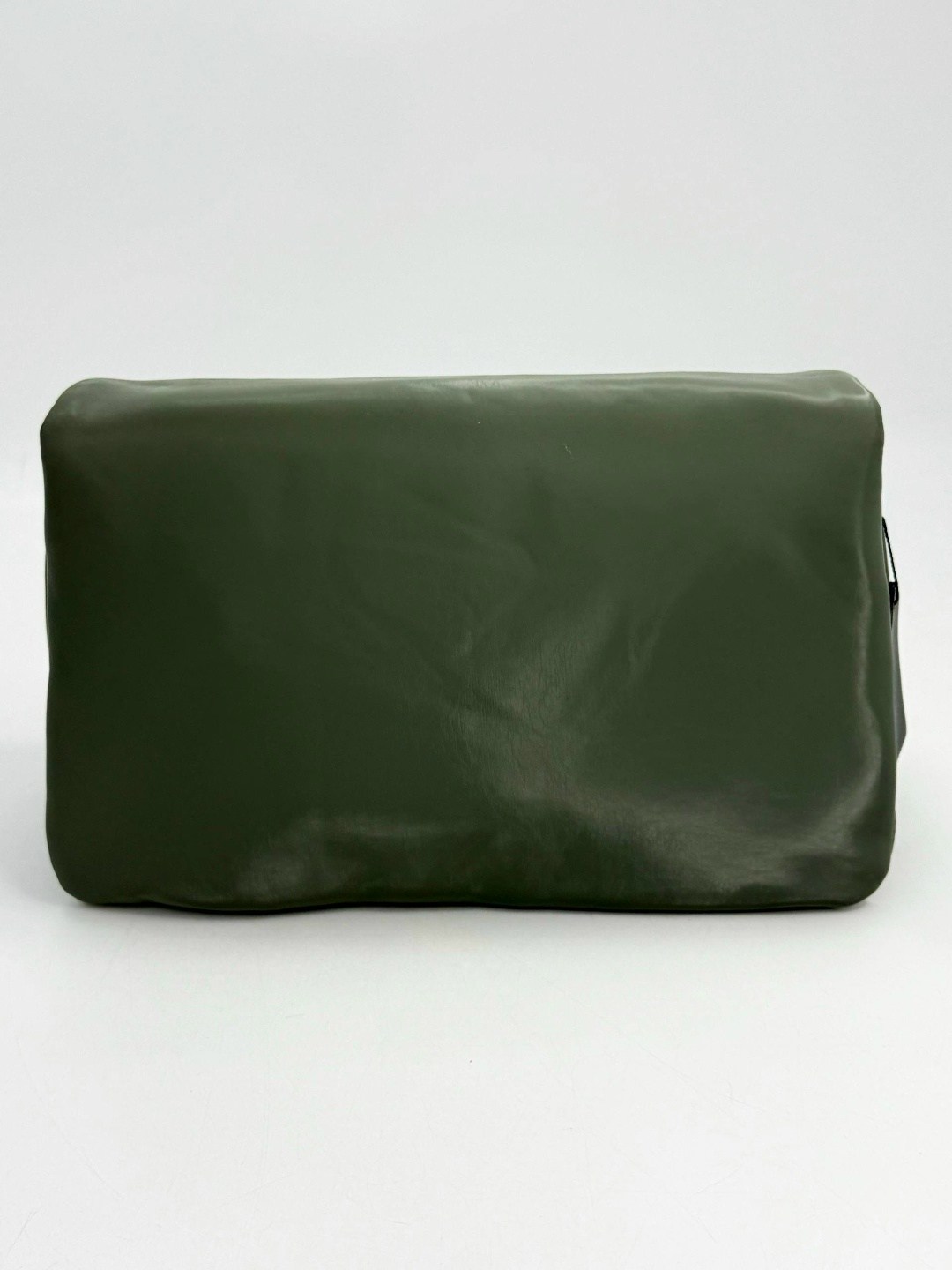 сумка karl lagerfeld,karl lagerfeld сумка кросс-боди,сумки через плечо karl lagerfeld,karl lagerfeld сумка женская,сумка карл лагерфельд