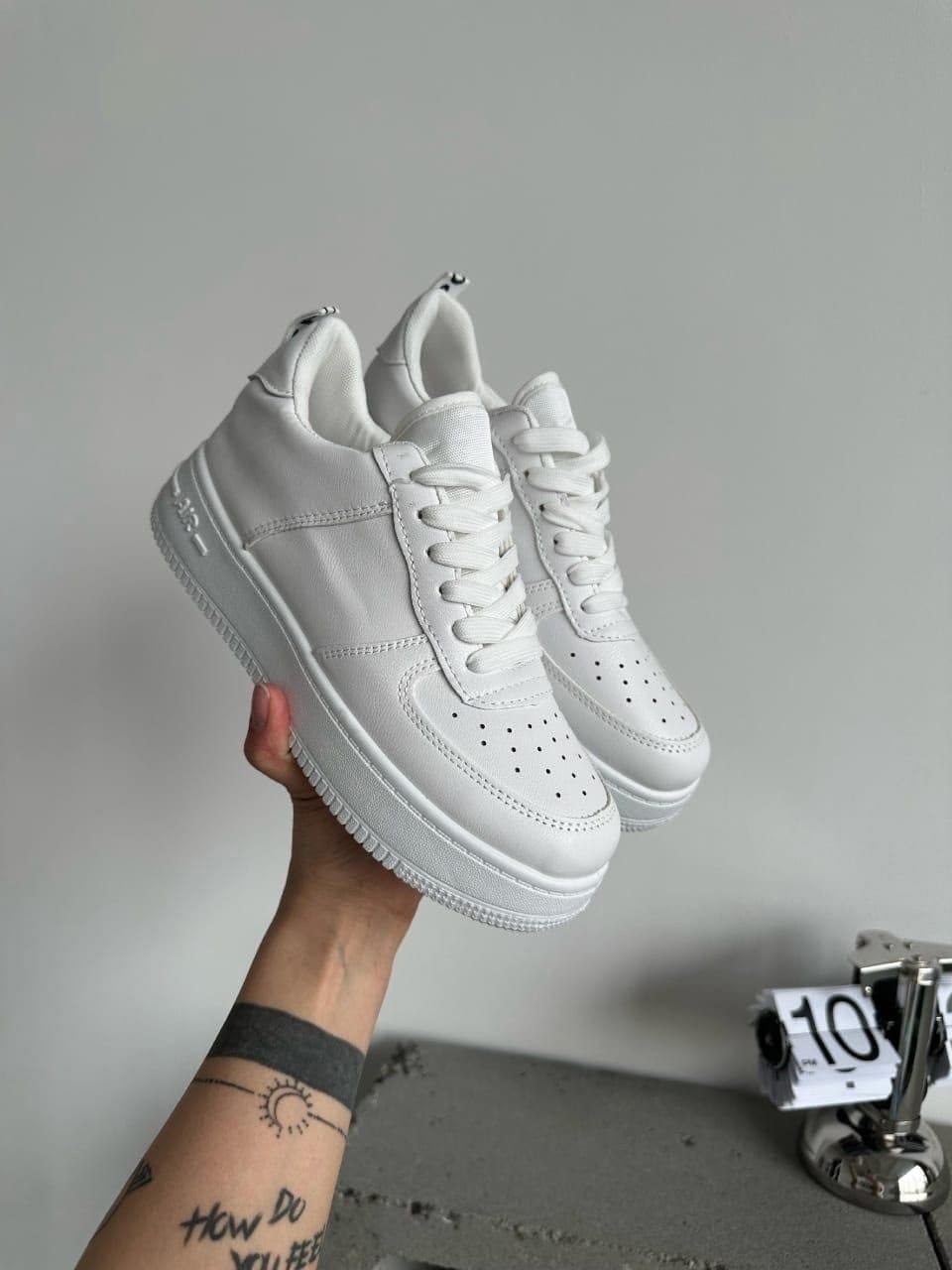 кроссовки женские белые,белые кроссовки,кроссовки женские,белые кроссы,спортивные кроссовки