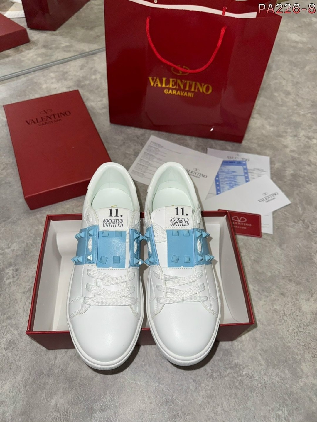 valentino кроссовки,женские кроссовки valentino,кеды valentino garavani,valentino кеды,valentino casual shoes for men