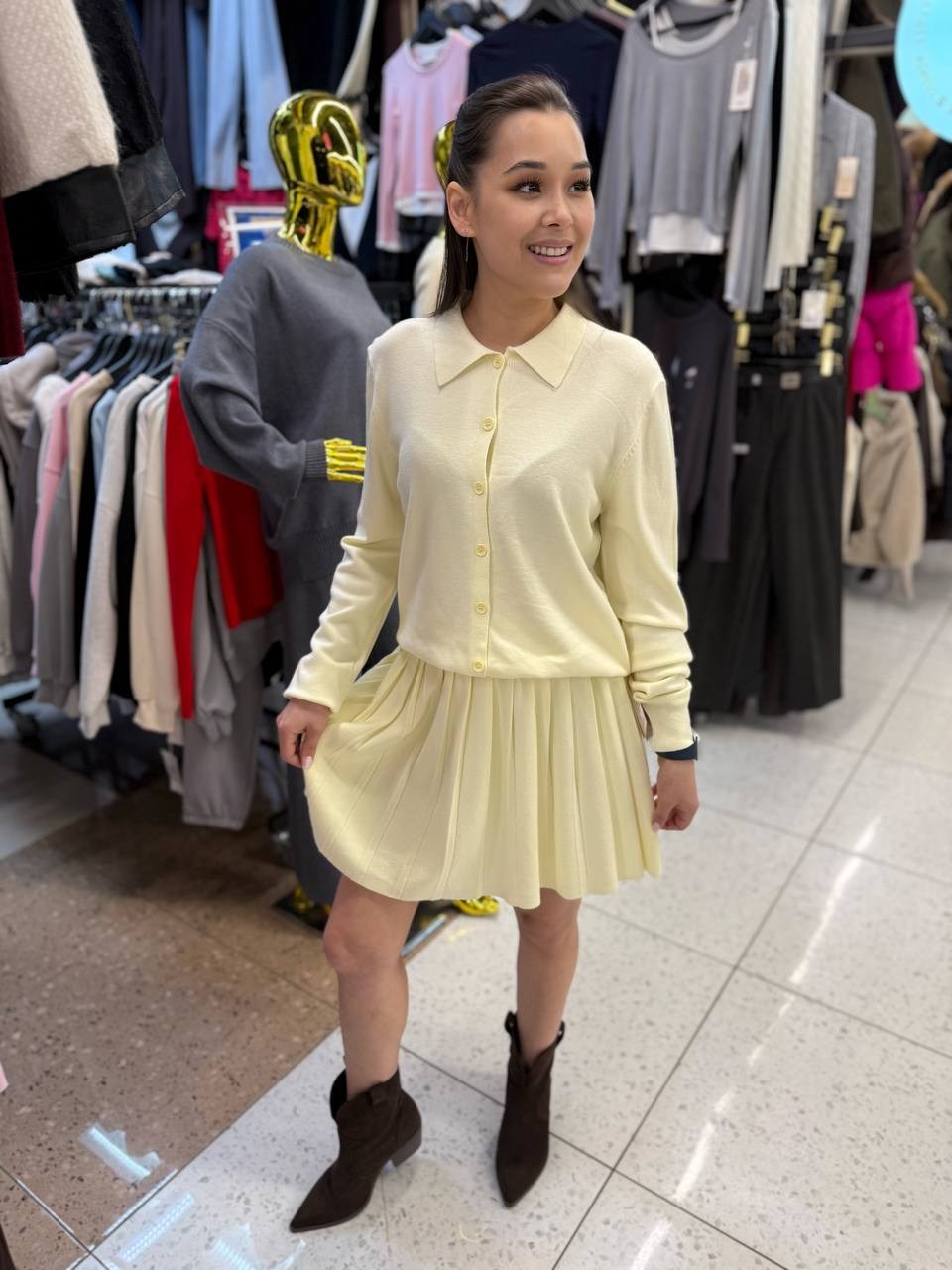 костюм с юбкой,костюм женский трикотажный,трикотажный костюм,костюм женский с юбкой,трикотажные костюмы с юбкой