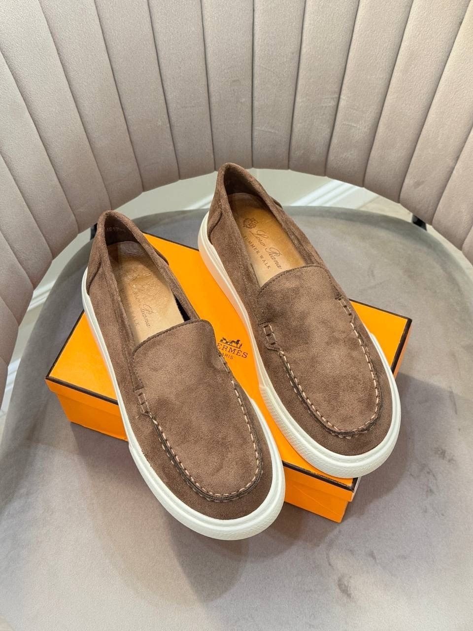 замшевые лоферы loro piana,лоферы loro piana,лоферы женские loro piana,лоферы loro piana замшевые женские brown 37 ru (24 см),лоферы мужские loro piana