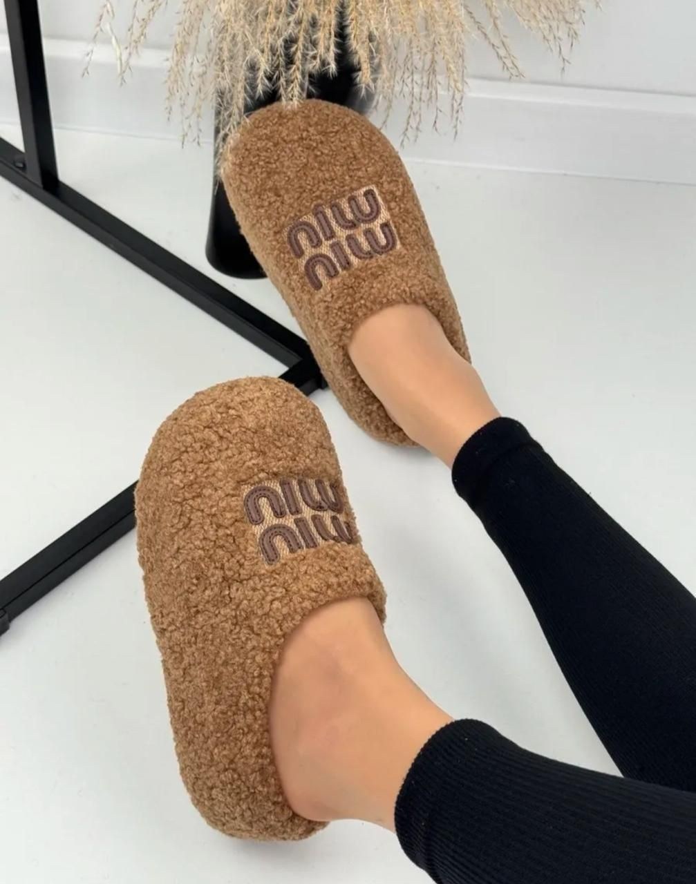 тапочки женские,,тапочки модные,домашние тапочки,тапки женские